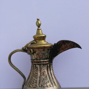 Antike Dallah Kaffeekanne aus Syrien